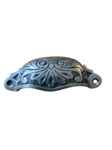 Artist supply: Drawer Pull-Cast Iron Ornate. 7 left