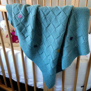 Craft material and supply: Touch Knitting Pattern 34 - Daisy Blanket 4-ply