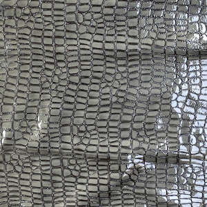 Leather wholesaling: Crocodile Print Cow Side | Green | 1.2mm | 16 sq.ft | $140 ea.