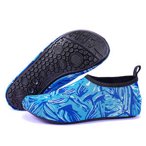 Travel Gears: Barefoot Shoe Unisex Printed Water Shoes Quick-Dry Anti-Slip Beach Aqua Socks