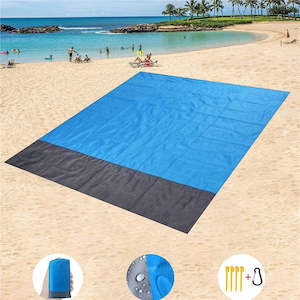 Outdoor Gears: Oversized Waterproof Sandproof Beach Picnic Mat Outdoor Blanket