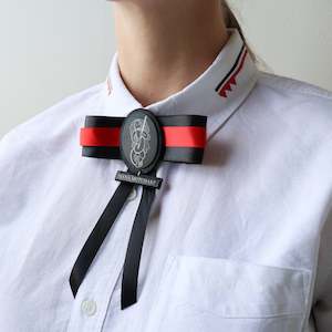 Design services: Brooch Bow Black, Mana Motuhake II