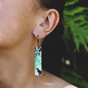 Design services: Earrings Green, Ngā Manu - Tui