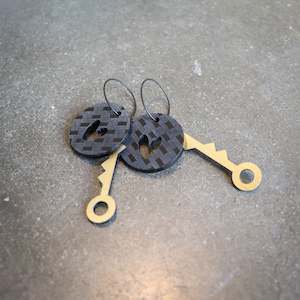 Earrings Black, Manawa