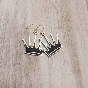 Earrings, Niao (Crown)