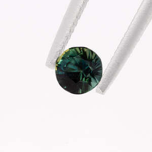 Green Blue Bi-Colour Sapphire Round 0.85 carat