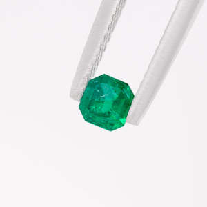 Jewellery manufacturing: Emerald 0.32 carat