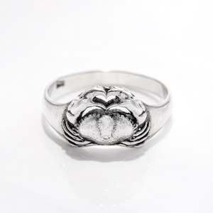 Jewellery manufacturing: Crab Romance ring in Sterling Silver