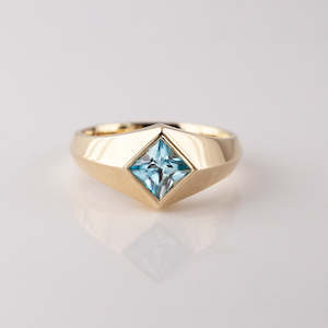 Sky Blue Zircon Geometric Signet ring in 9 carat Gold