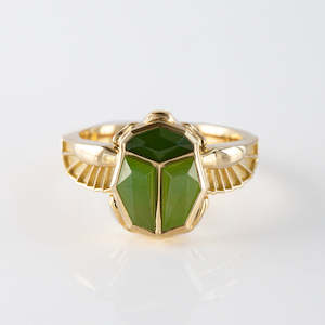 Jewellery manufacturing: Pounamu Sacred Scarab ring in 9 carat Gold