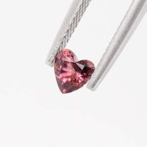 Smokey Rose Zircon Heart 0.98 carats