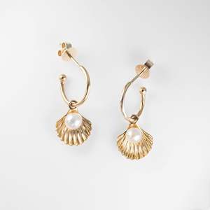 Jewellery manufacturing: Venus Pearl Earrings in 9 carat Yellow Gold