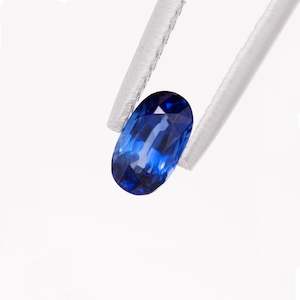 Classic Blue Sapphire Oval 0.98 carat