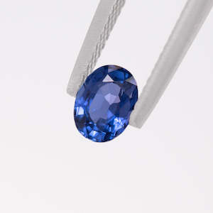 Jewellery manufacturing: Blue Sapphire Oval 0.94 carat