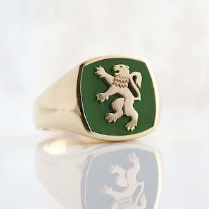 Jewellery manufacturing: Pounamu Lion Crest Signet Ring