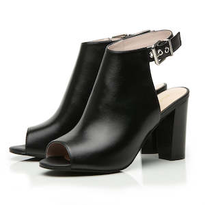 Footwear: Veronica 85mm | black leather