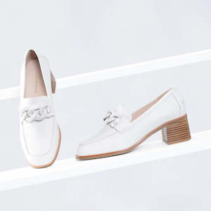 Briar Loafer | Off-white leather