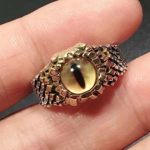 Dragon Claw Crystal Gem Devil's Eye Ring