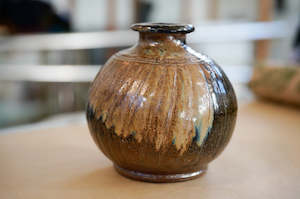 Kotuku Pottery: Brown Vase - Kotuku Pottery.