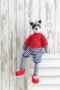 Knitted Animal Friends by Louise Crowther - Stanley The Raccoon Yarn Kit