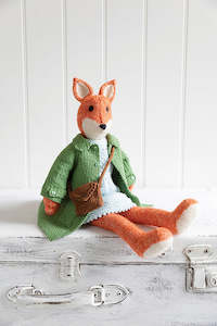 Knitted Animal Friends by Louise Crowther - Charlotte The Fox Yarn Kit