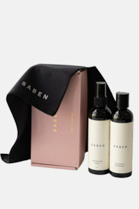 Womenswear: Leather Care Set