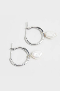 Mini Keshi Pearl Hoops Silver