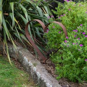 Hearts - Garden Art: Queen of Hearts - Garden Art