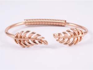 Kiwiana Jewellery: Kiwicraft Rose Gold Fern Bracelet with Box