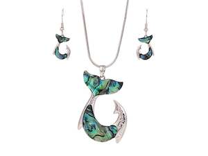 Kiwicraft Paua Pendant Set with Box - Whale Tail Hook