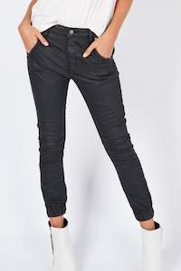 Coated Cuffed Jeans - Black