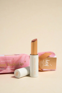 Makeup: Luk Lipstick Bon Bon - Tea Rose (The Perfect Nude)