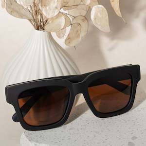 Womenswear: Cilla Black Sunglasses - Black