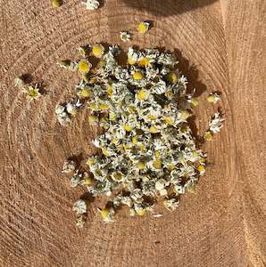 Dried Herbs: Dried Chamomile Flowers