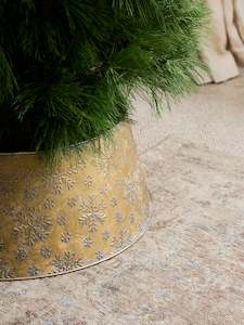 Snowflake Tree Skirt