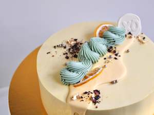 Classic Lemon & Blueberry Cake