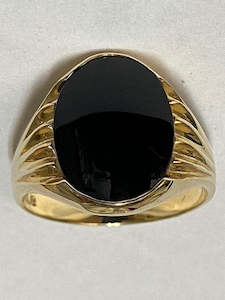 Ring - 9ct men's onyx