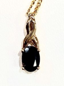 Pendant - 9ct Sapphire