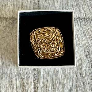 Clothing: Vintage Chanel CC Logo Pin Brooch