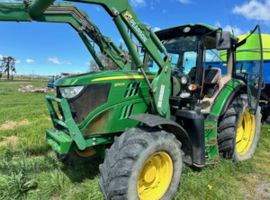 John Deere 6130R & Mcintosh Trailer