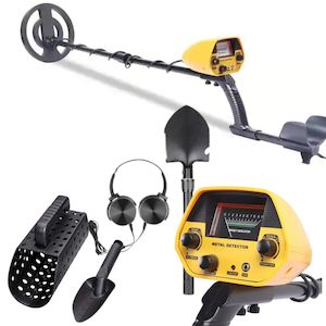 metal dectectors: Gold Hunters Metal Detector  NZ41119