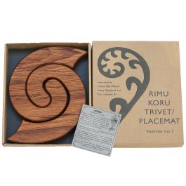 Homewares: Rimu Pot Stand - New Zealand Nature