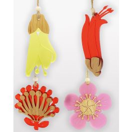 Homewares: NZ Flower Hanging Ornament - New Zealand Nature