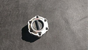 Free Wheeling Hubs: Force4 Free Wheeling Hubs For Isuzu Bighorn, Trooper, Wizard, Mu, D-Max & MU-X