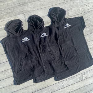 Skin diving equipment: Ocean Hunter Hooded Poncho Black