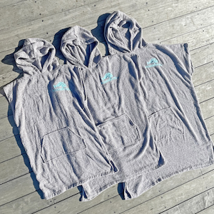 Ocean Hunter Hooded Poncho Grey