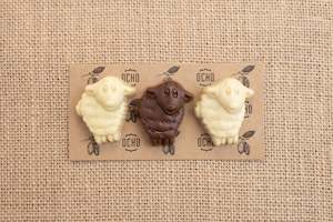 3 x Sheep ( 2 x White Chocolate & 1 x Milk Chocolate)