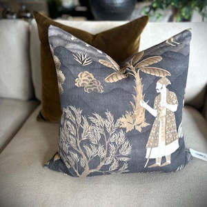 Furniture: Fabulous World Cushion