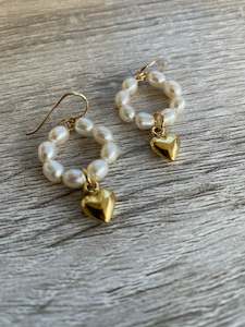 Pearl Circle Heart Dangles