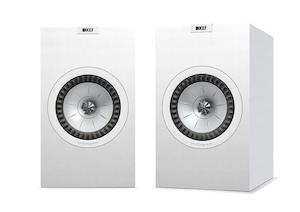 KEF Bookshelf Speaker. CFD-designed Port. 2-Way bass